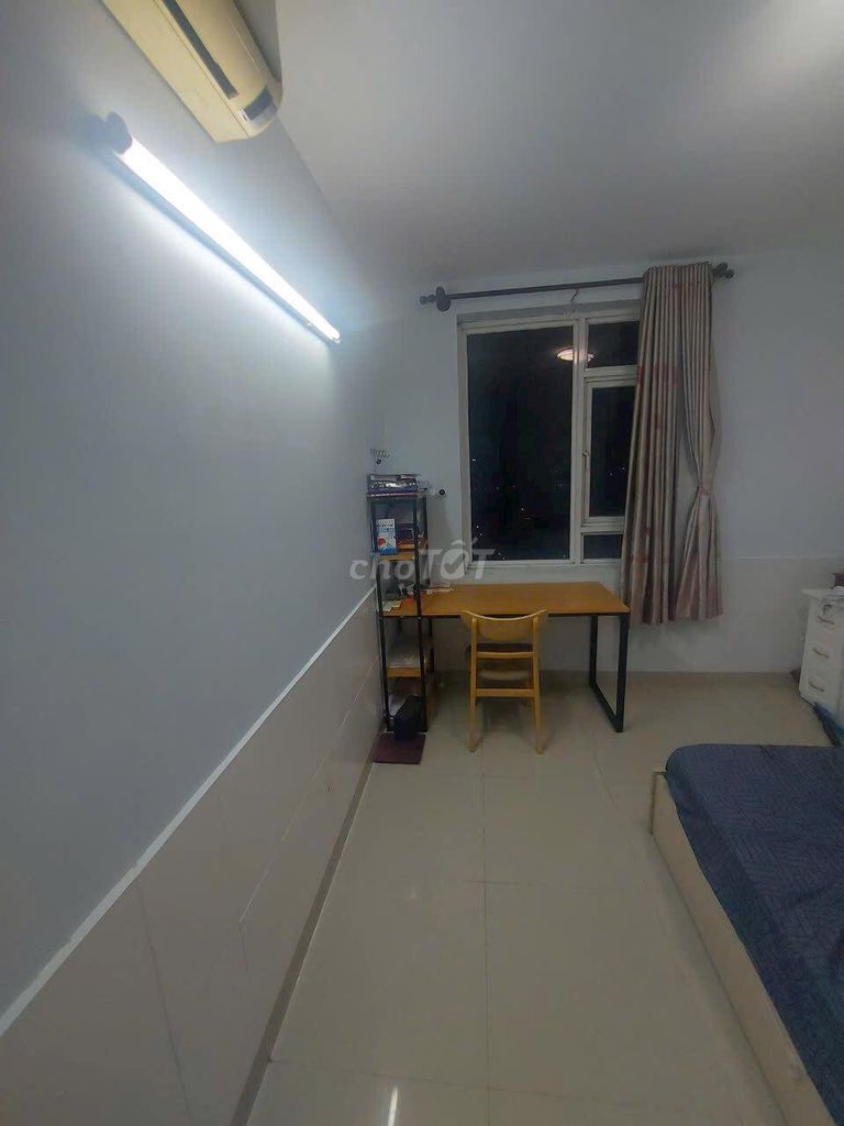 Need to rent apartment 109 Nguyễn Biểu, District 5.