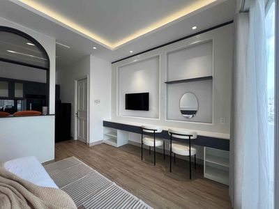 The balcony studio -- 40 M2 kitchens, Tô Hiến Thành -- 10th District.