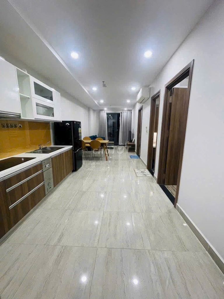 Central Plaza building. Phạm Văn Hai. tb. The area is 60 meters. Two bedrooms cost 14 million.