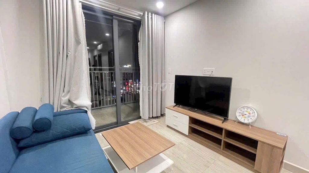 Central Plaza building. Phạm Văn Hai. tb. The area is 60 meters. Two bedrooms cost 14 million.