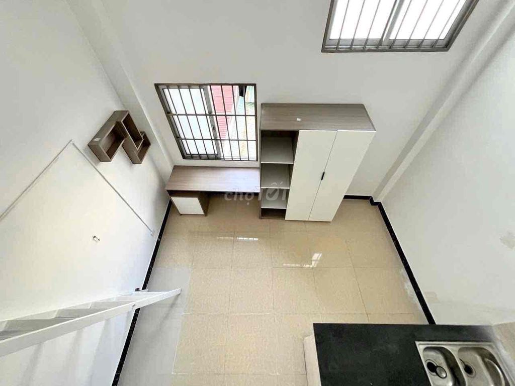 His apartment is wide open at the University of Literature.