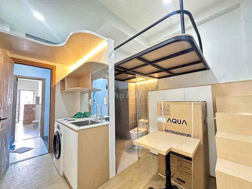 Rent us the LRILO balcony wash-cleaning machine Lý Thái Tổ.