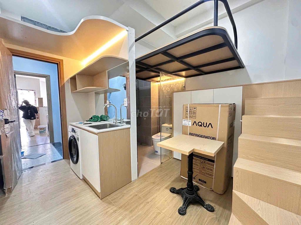 Rent us the LRILO balcony wash-cleaning machine Lý Thái Tổ.