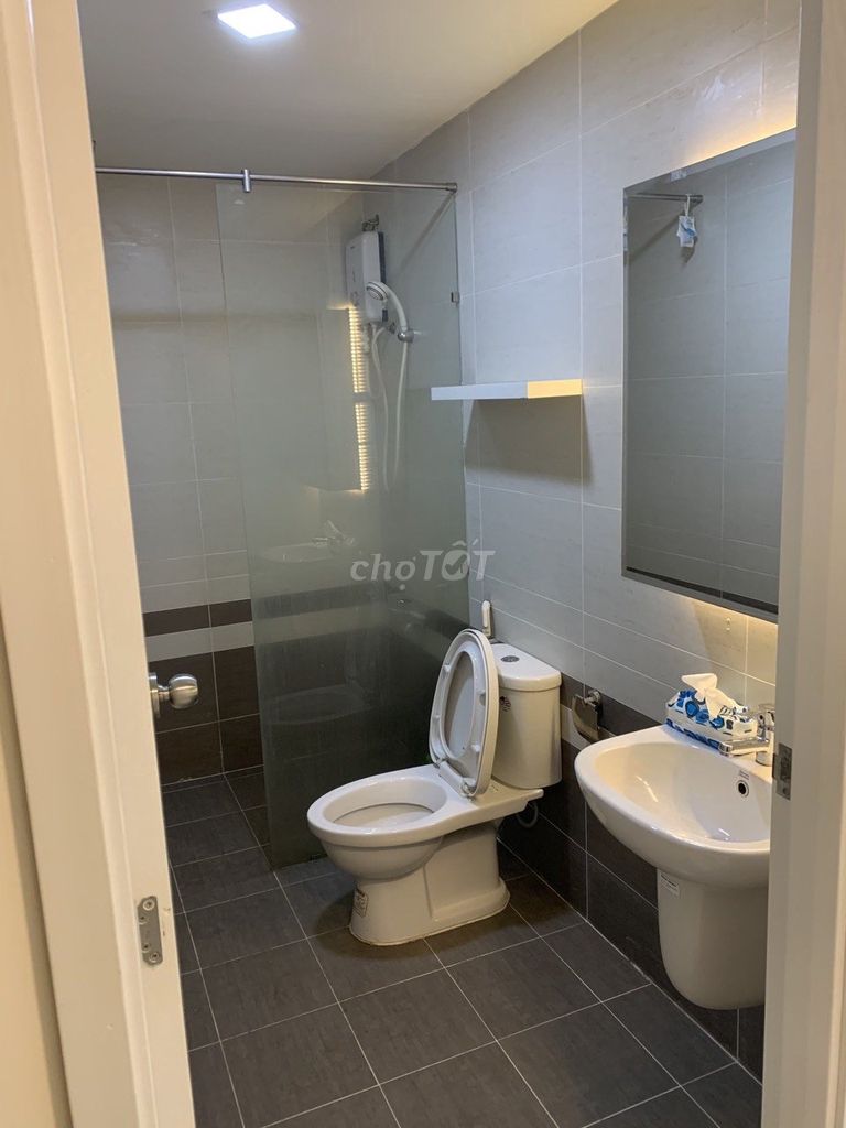 Rent The Park Residence two bedrooms. A ten million toilet full interior.