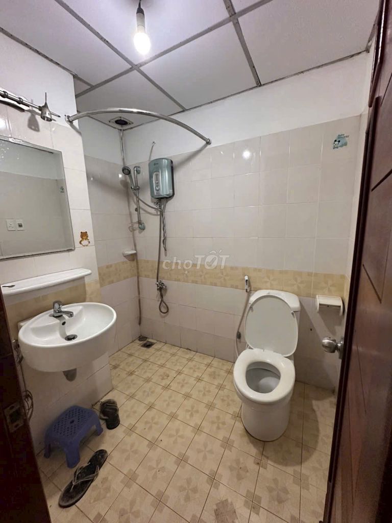 Rent an Imperial apartment, Nguyễn Văn Quá, District 12. 9 million 73 meters 2 bedrooms