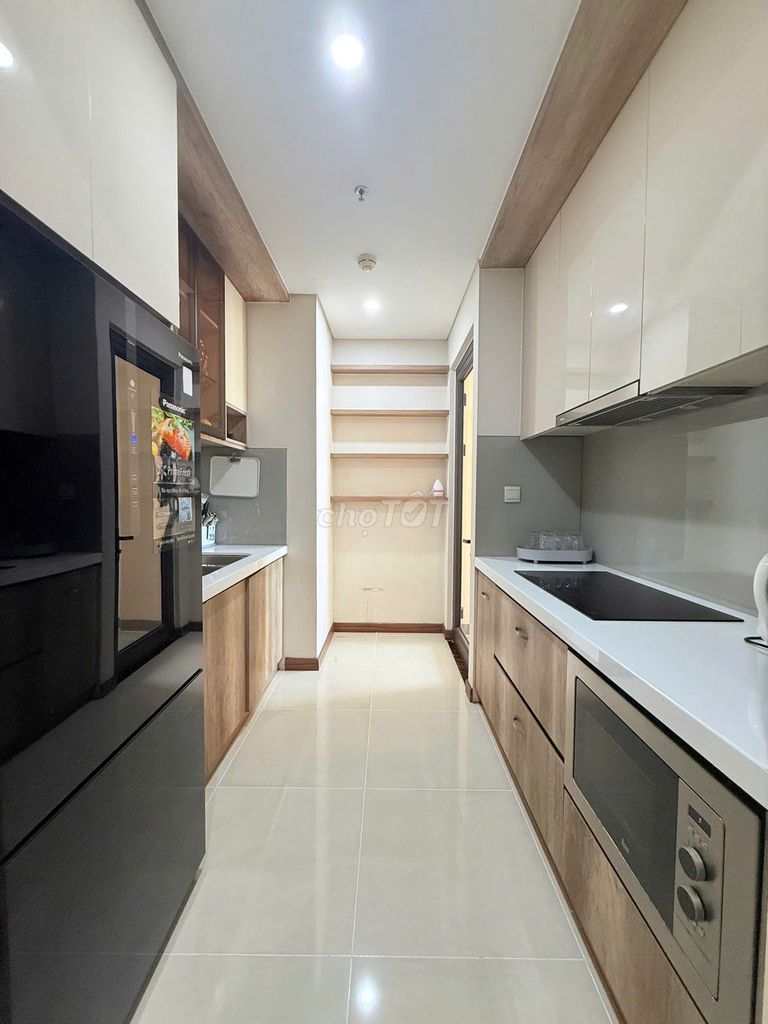 Two bedrooms, View County 1 in the House of Samasa. Full Seven, in immediately.