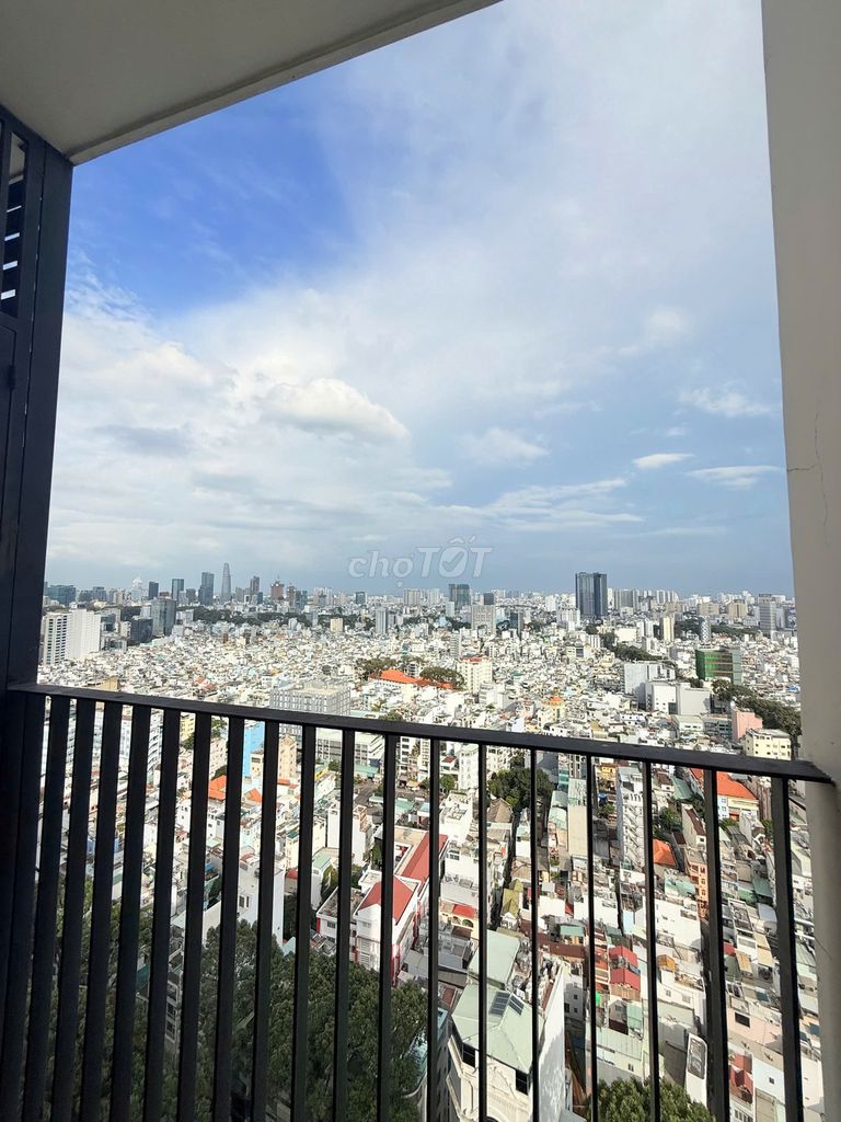 Two bedrooms, View County 1 in the House of Samasa. Full Seven, in immediately.