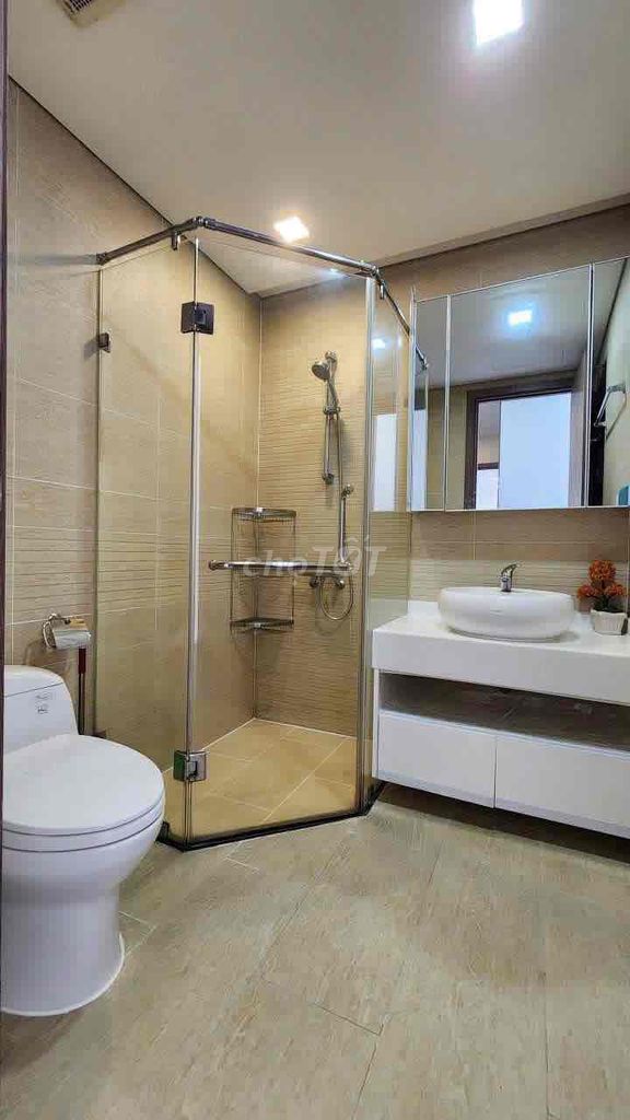 Vinhomes Central Park_V rented apartment 2 bedroom Park 7