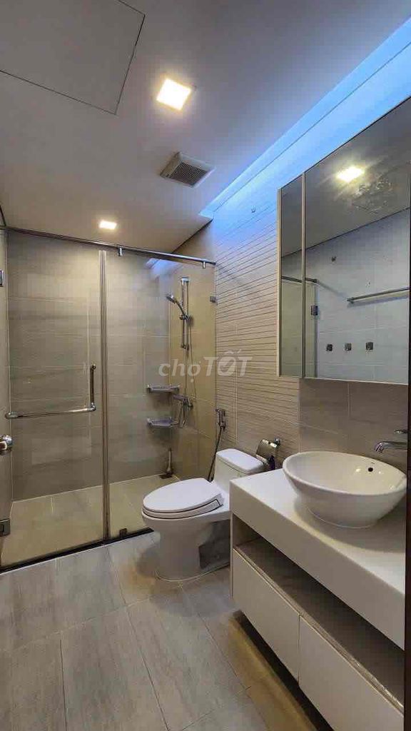 Vinhomes Central Park_V rented apartment 2 bedroom Park 7