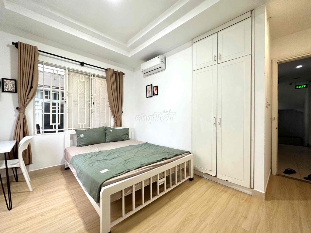 The apartment. One bedroom in the middle of the county. One hell of a deal.