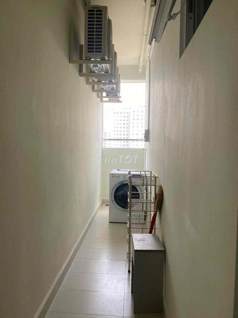 Rent Topaz Elite District 8 3 bedrooms - 2 bathrooms per86 m2