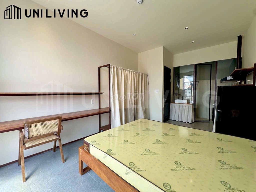 Rent a new studio - balcony - full interior - near Trần Não