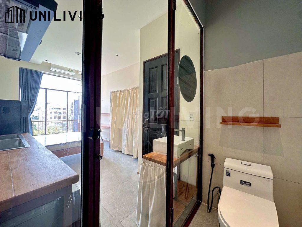 Rent a new studio - balcony - full interior - near Trần Não