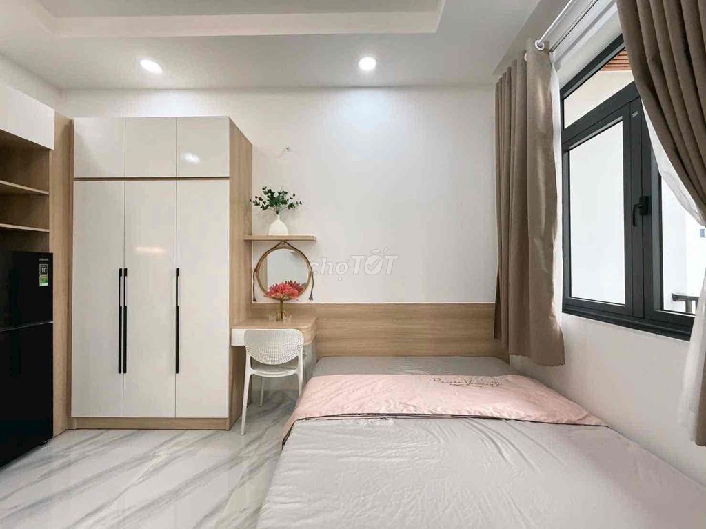 Rent a new studio, balcony, private washing machine, Lê Quang Định.