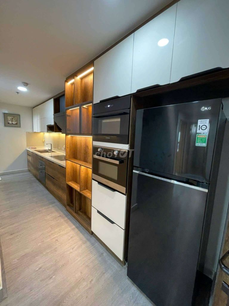 Rent Emermal 112 m.3 bedroom 3 toilets,diamond centery,brült District Tân Phú