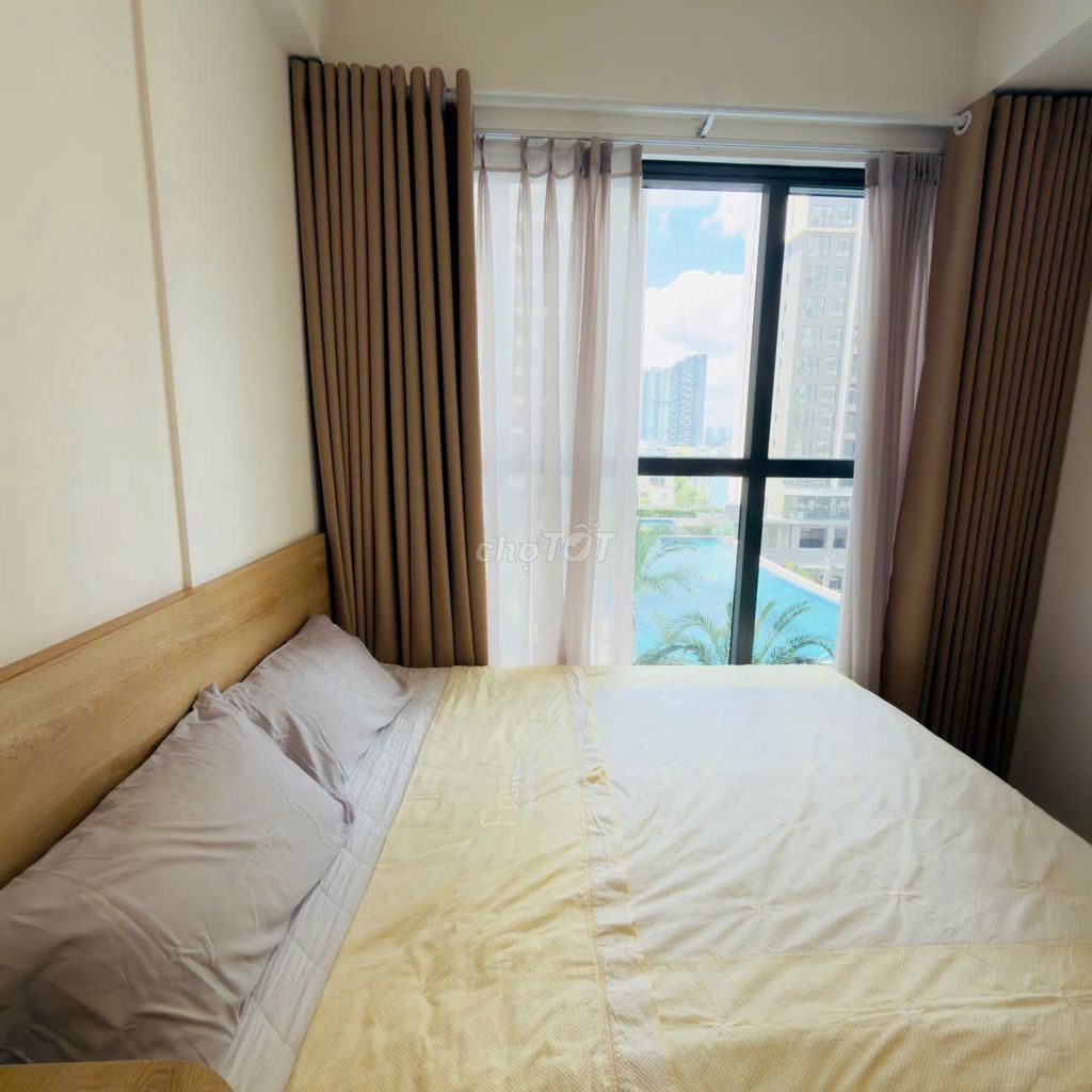 Victoria Village rent, bedroom plus house plus charge.