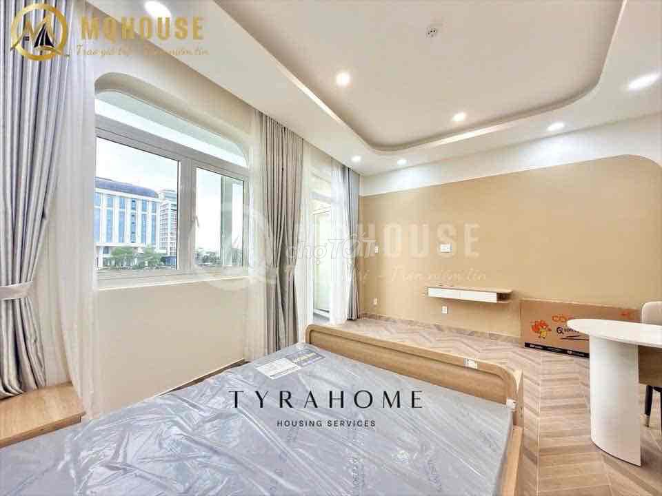 Open the new apartment building as 1 bedroom in the Home Park.