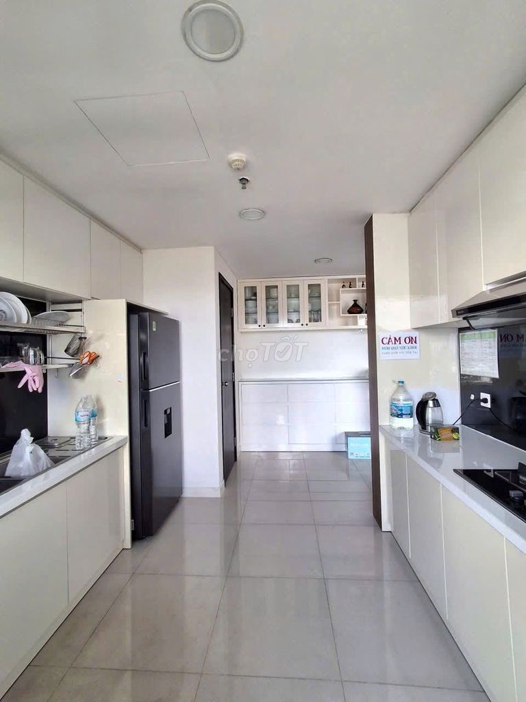 Carillon 3-Hoàng Hoa Thám, 2 bedroom 78 m2 full interiors cost 14 million a month