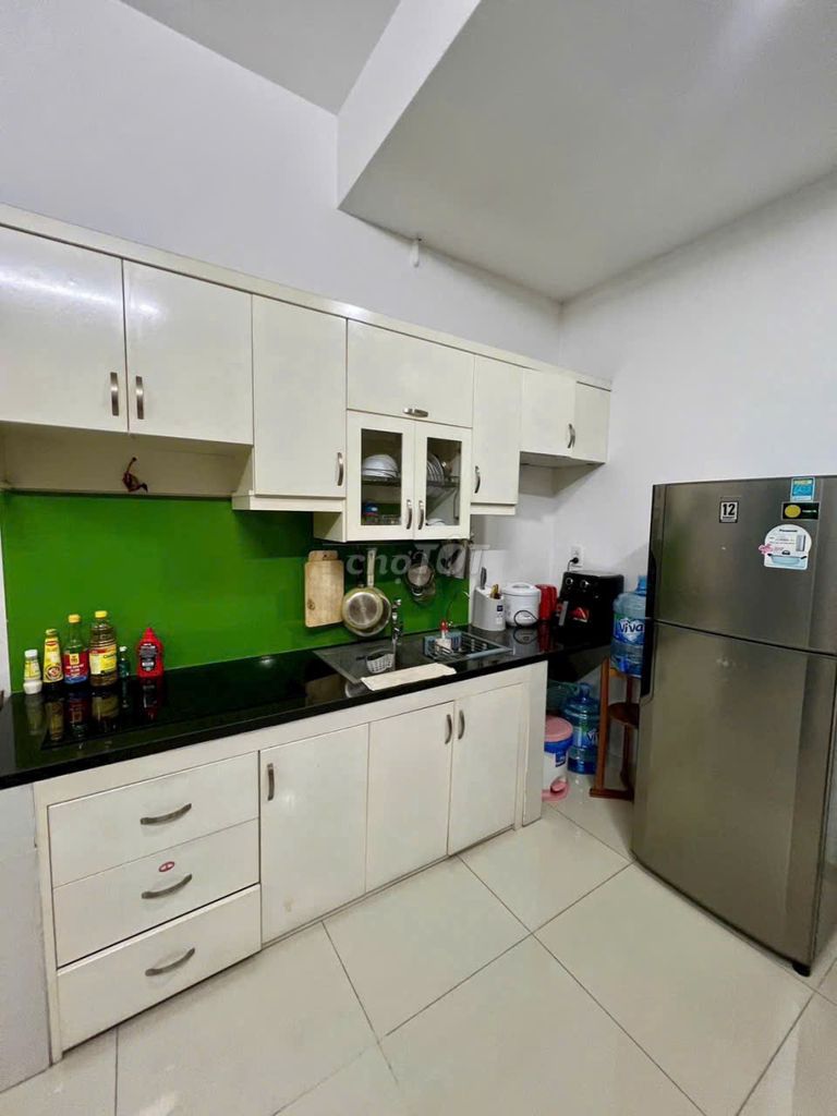 Chung cư Đông Hải, Tô Ký, District 12: 6.5 million, interior, two bedrooms, two toilets.