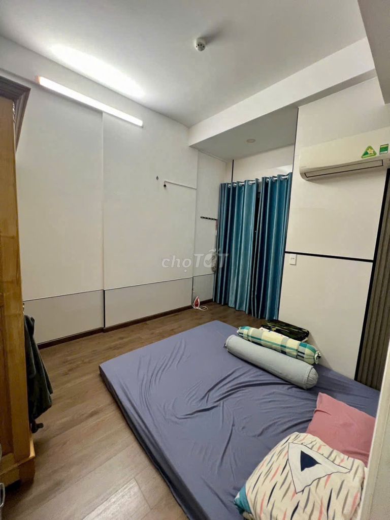 Chung cư Đông Hải, Tô Ký, District 12: 6.5 million, interior, two bedrooms, two toilets.