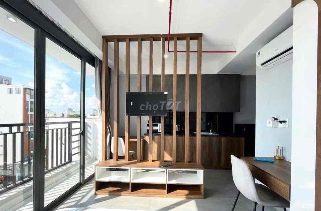 Opened the new apartment 100 percent, downtown in District 3, near District 1, Mai House, clear to 10.