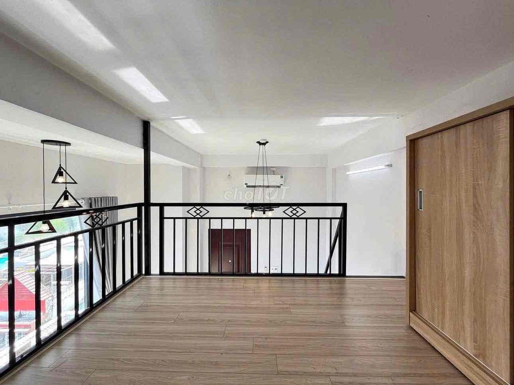 High-level apartment-- Center cmt8, 10-intress!