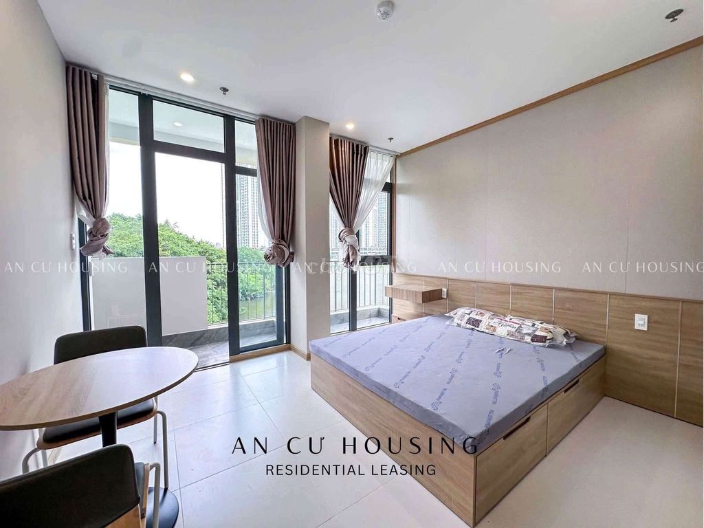 Trường Sa Trường Sa, 3rd balcony, short-striping kitchens.