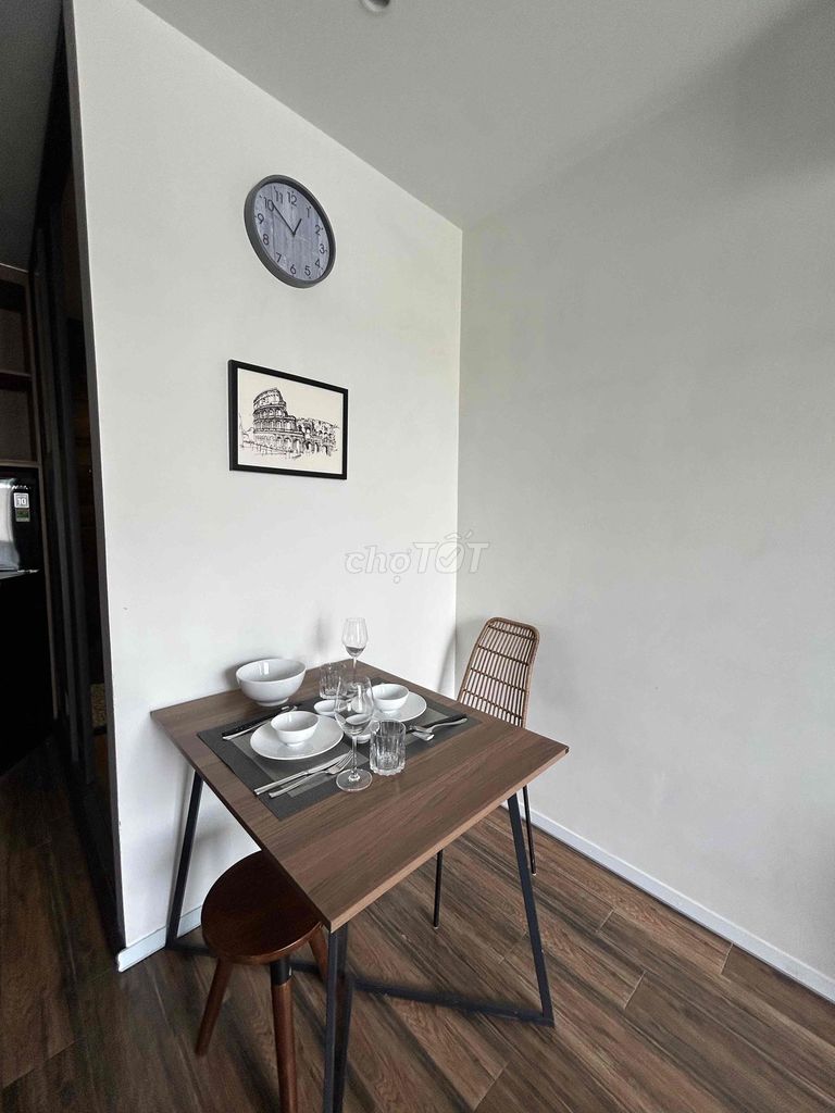 Studio House in Central 10th.