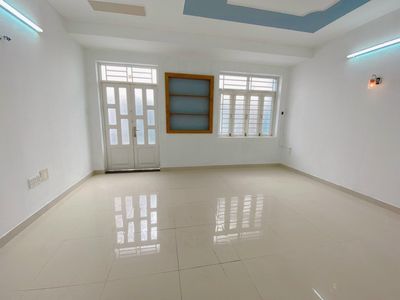 Rent one house A Nguyễn Trọng Tuyển, 070, Q. Phú Nhuận