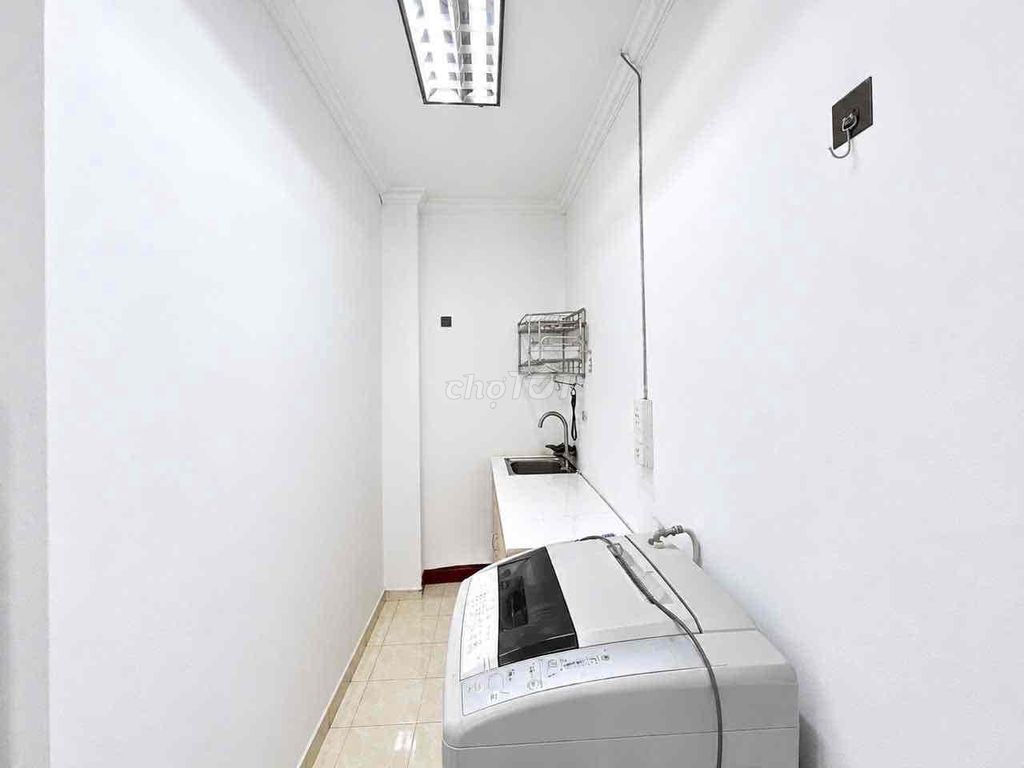 Rent two bedrooms full of furniture right down the LRA 10th to full.