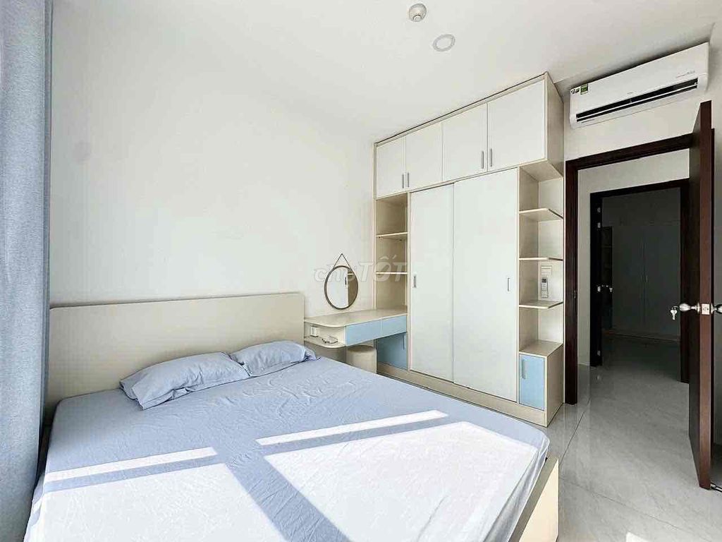 Rent the two bedrooms for 13.5 million.