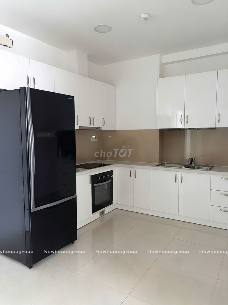 Saigon Mia 2 bedroom 2 15 million quiet view, downtown 7th.
