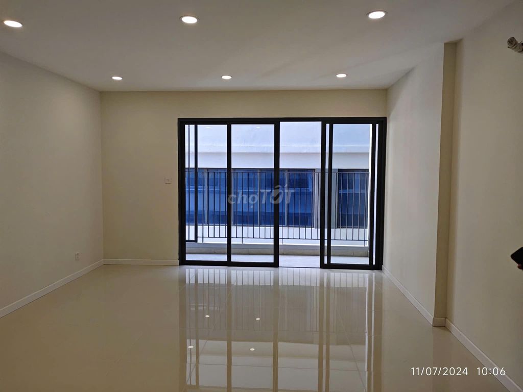Rent two Lavida Plus bedrooms. Very nice interior.