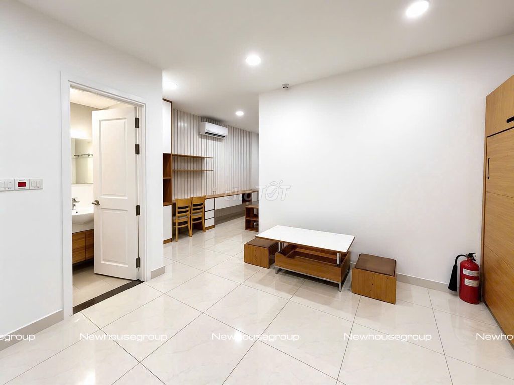 Saigon Mia studios are like a big, full bedroom.