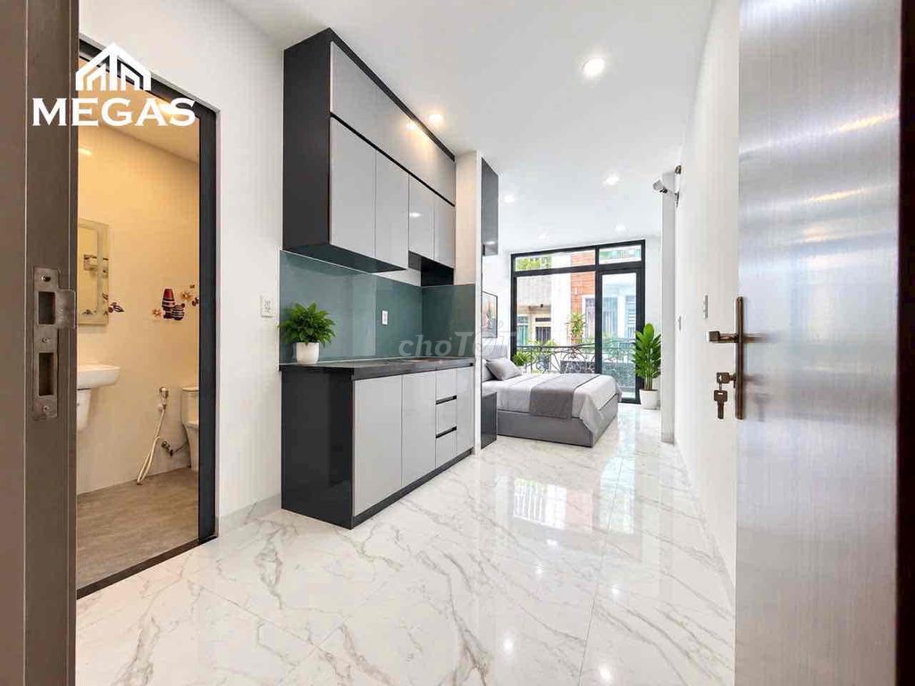 Open the luxury service apartment full interior at the end of Lê Đức Thọ.