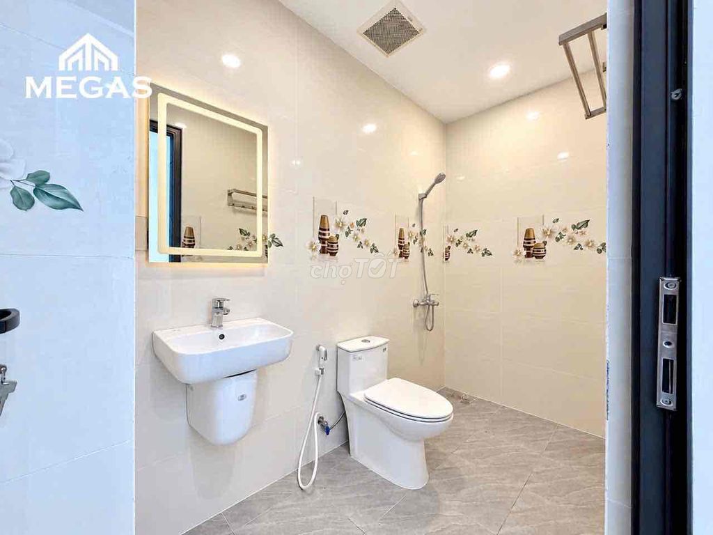 Open the luxury service apartment full interior at the end of Lê Đức Thọ.