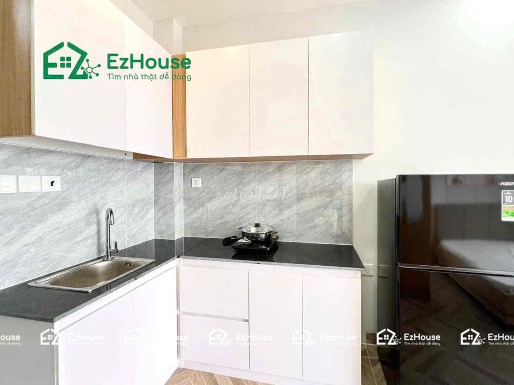 studio super - end Nguyễn Thái Sơn - large interior balcony