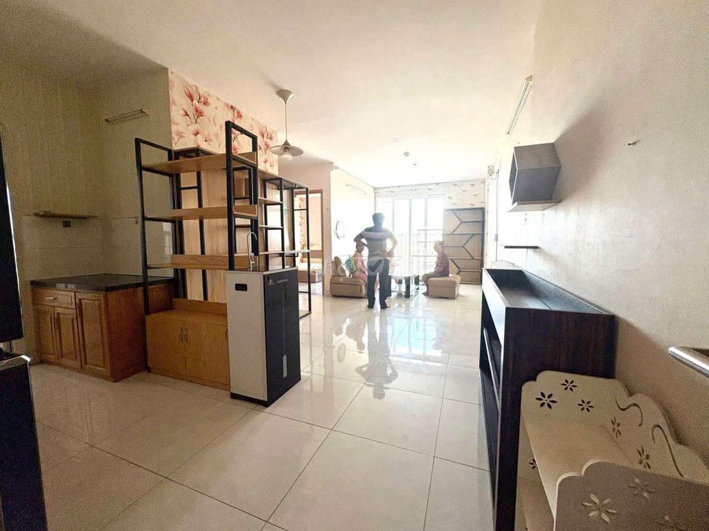 We need to double-check Tara number one, Tạ Quang Bửu, District 8
