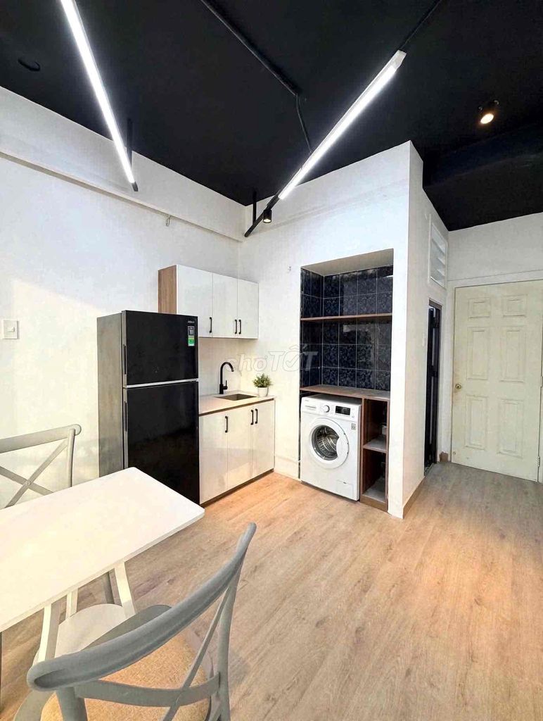 The full-in-house service apartment. A kitchen bedroom in the center of the 1st district.