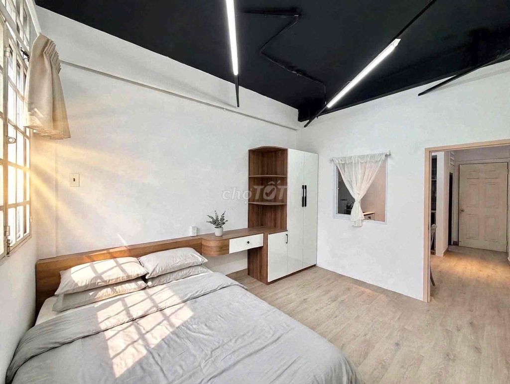 The full-in-house service apartment. A kitchen bedroom in the center of the 1st district.