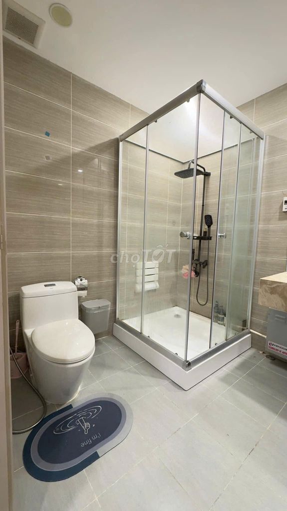 Two bedrooms-C/c Carilon 1-Paradics are worth 11 million a month.