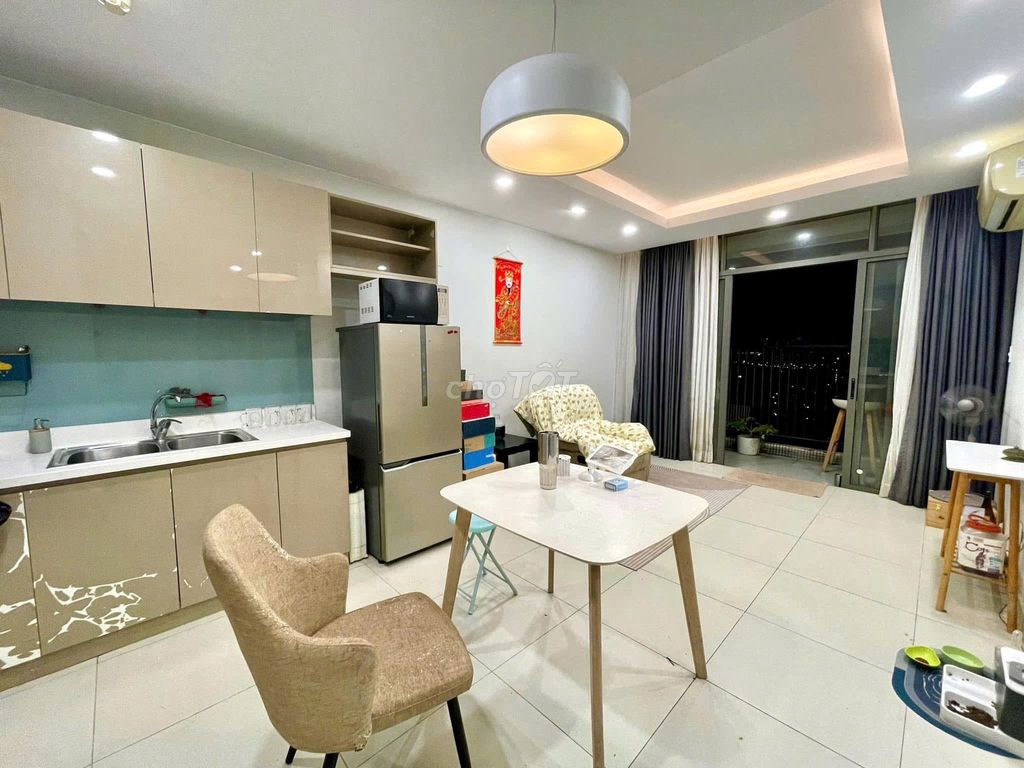 Two bedrooms-C/c Carilon 1-Paradics are worth 11 million a month.