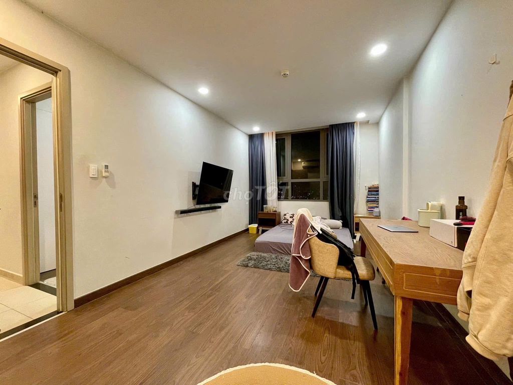 Two bedrooms-C/c Carilon 1-Paradics are worth 11 million a month.