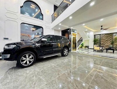 Top-not-of-the-clock super-building. 184 AZz0-710, Q. Bedroom cost 26 million.