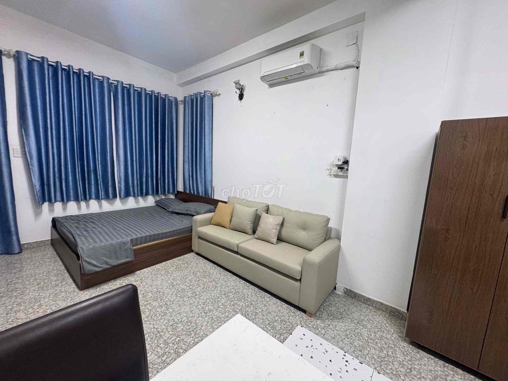Rent a large apartment full of furniture near Pacific Metro. Thủ Đức
