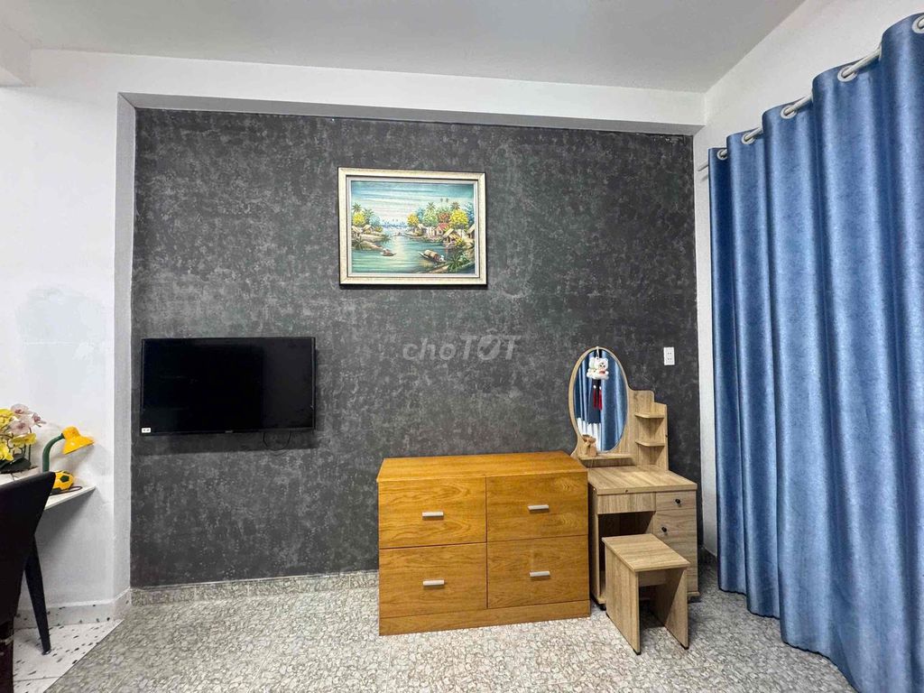 Rent a large apartment full of furniture near Pacific Metro. Thủ Đức
