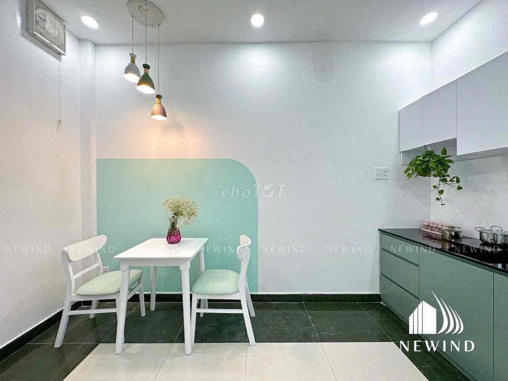 apartment 1 .35 m .2 right under the new Nguyễn Văn Cừ Bridge