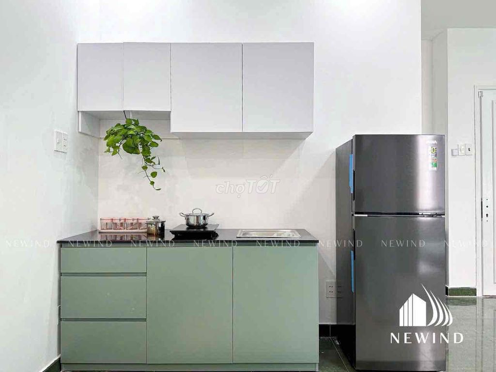 apartment 1 .35 m .2 right under the new Nguyễn Văn Cừ Bridge