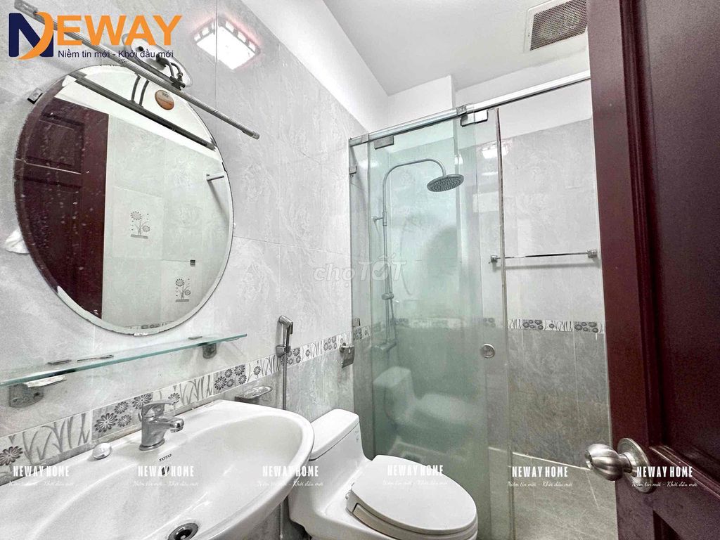 The studio apartment has its own washing machine, Nguyễn Thị Thập, which is going to be permanent.