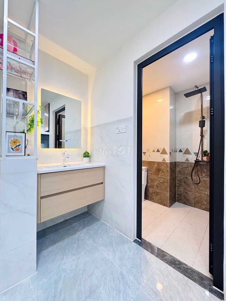 Warranty Supermight House Full Seven Bedrooms, Lý Thánh Tông.